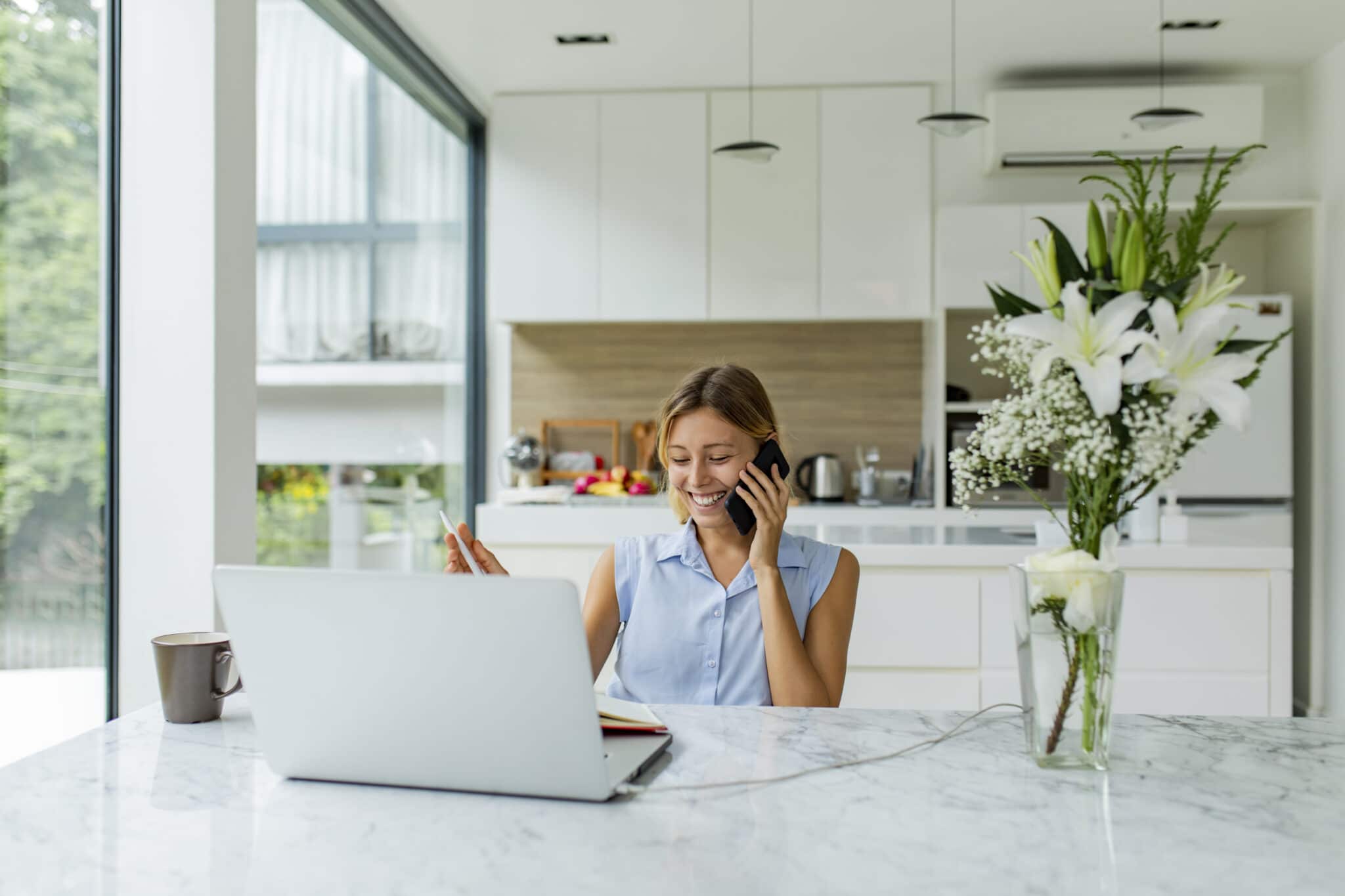 recruiter providing a personalized and human recruiting process
